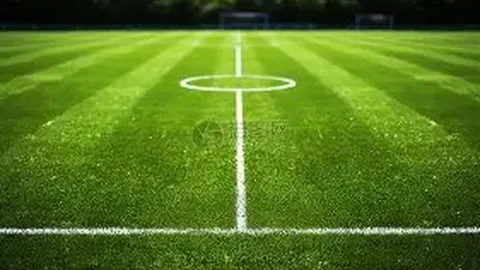 新疆希望小学足球季盛大开启：石榴籽阳光巴郎展风采